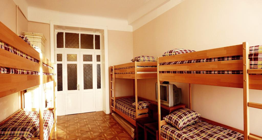 Voyager Hostel Lviv Kamer foto